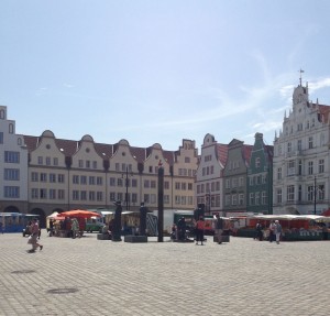 Neuer Markt -- Sit down and check your mail...